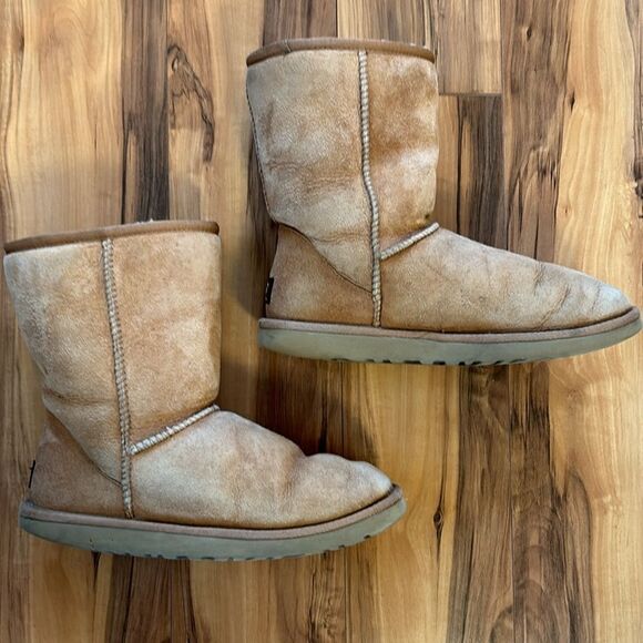 Ugg Classic Short For Cheap - Picture 3 of 7